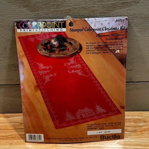 Bucilla Colorpoint Paint Stitching Christmas Heirloom Table Runner Kit 63771 - Picture 1 of 5